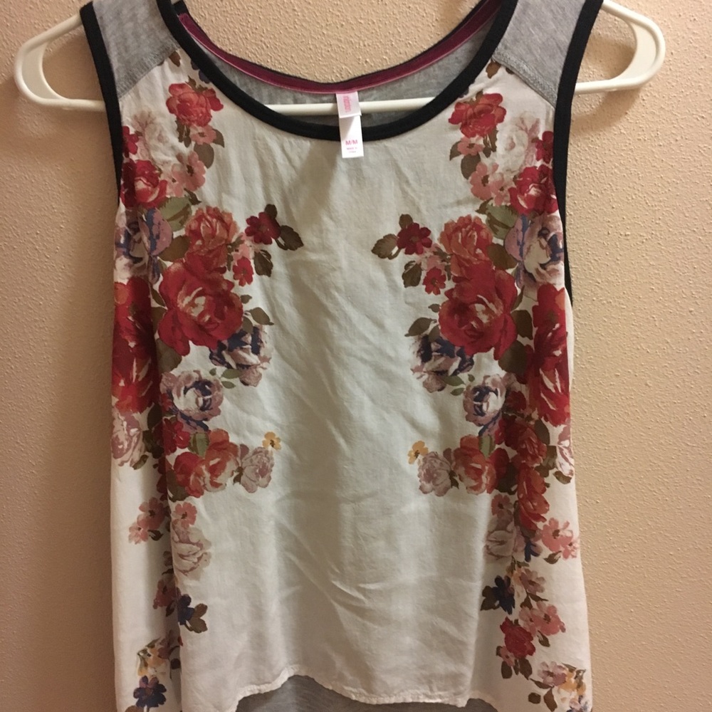 Sleeveless Floral Top